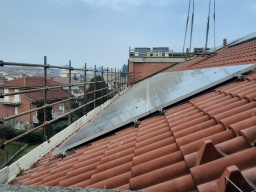 Rimozione pannelli solari dal tetto